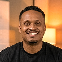 Luis Caicedo