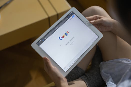 Google Ads vs SEO en Colombia