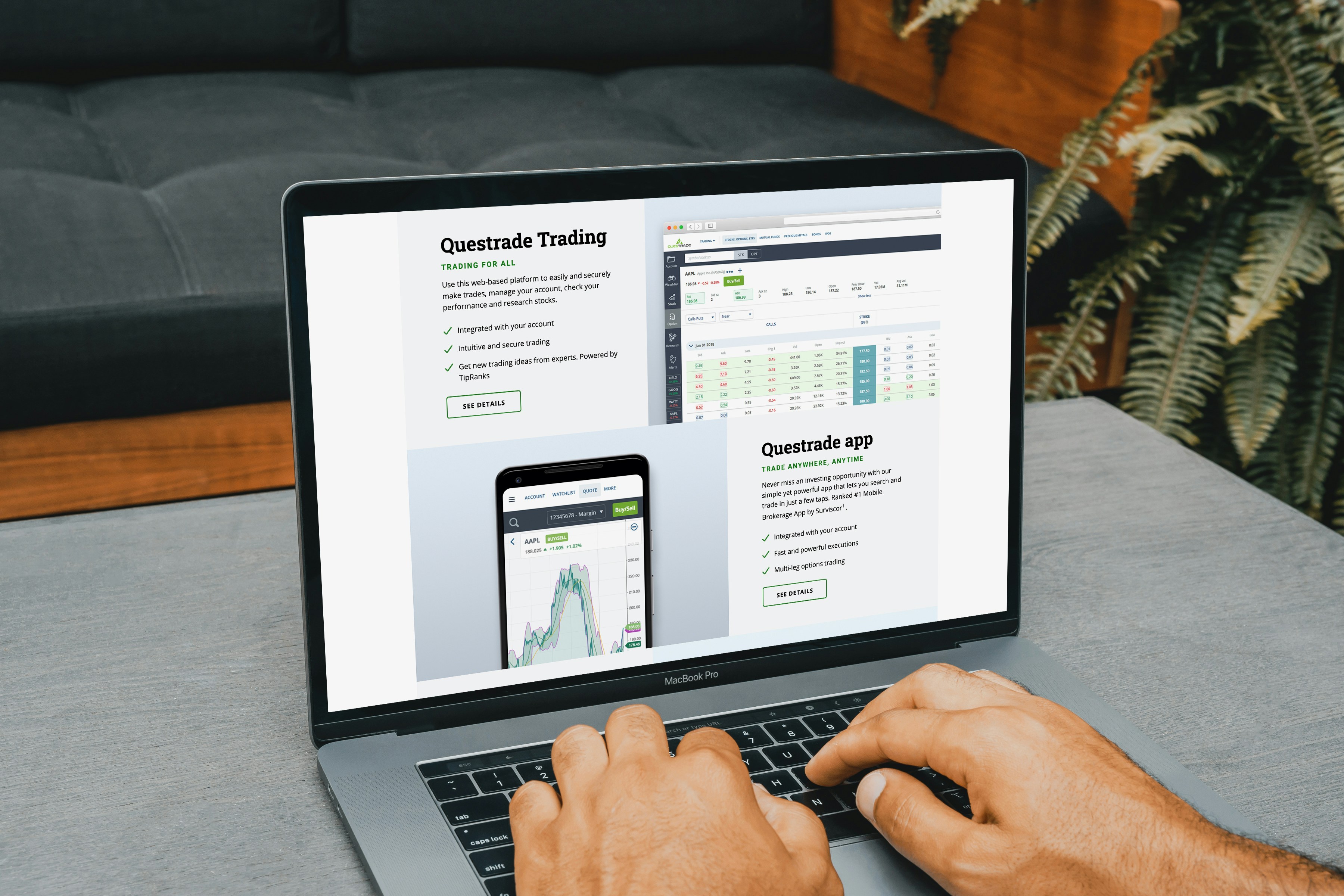 Persona analizando una landing page para medir conversiones y leads