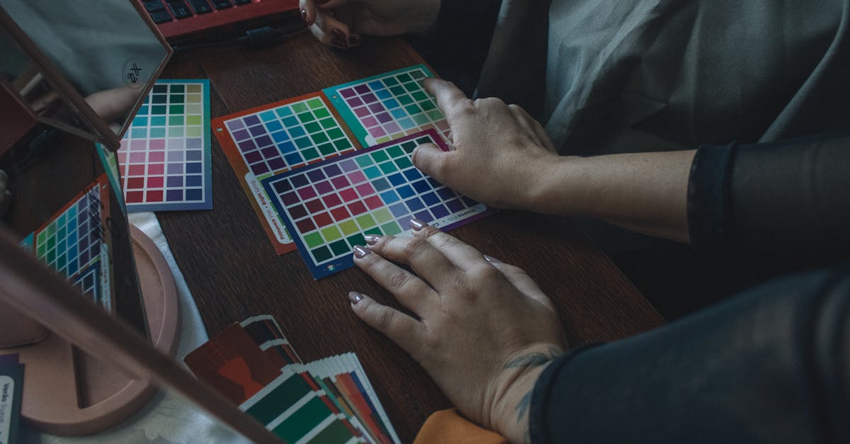 Muestras de color para un proyecto de diseño web en español para Argentina